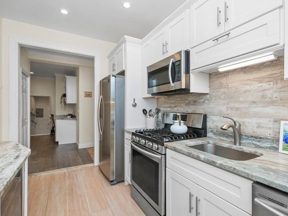 455 Washington St 2, Brookline MA 02446