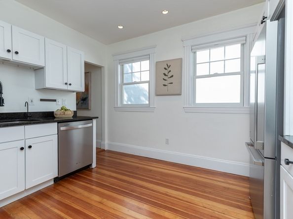 106 Browne Street 2, Brookline MA 02446