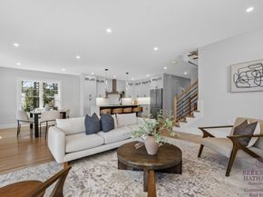 15 Cedarcroft Lane, Waltham MA 02451
