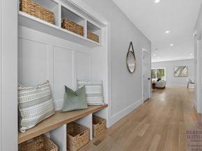 15 Cedarcroft Lane, Waltham MA 02451