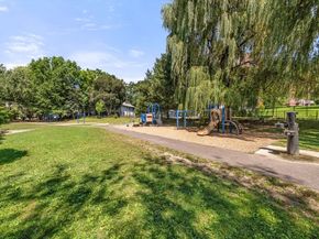 80 Park St 55, Brookline MA 02446
