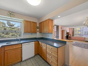 80 Park St 55, Brookline MA 02446