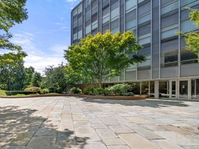 80 Park St 55, Brookline MA 02446