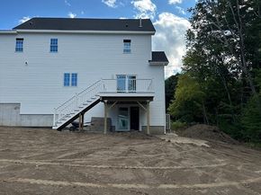 77 Pembroke St, Kingston MA 02364