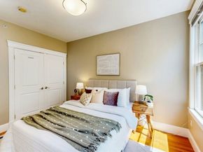 386 Washington St 3B, Somerville MA 02143