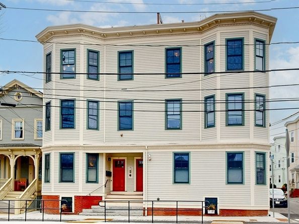 386 Washington St 3B, Somerville MA 02143