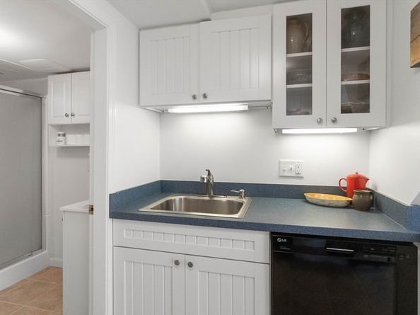48 Union St 1, Manchester MA 01944