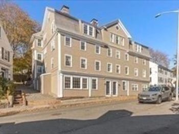 48 Union St