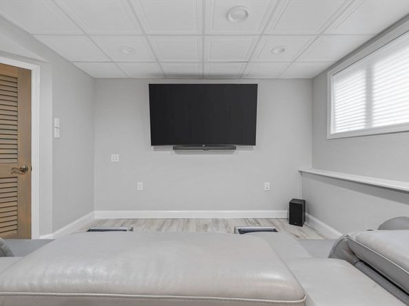 903 Pine Brook Dr 903, Peabody MA 01960