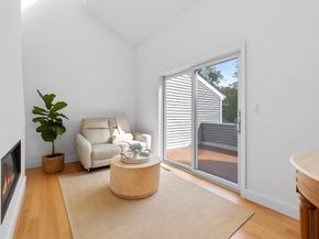 903 Pine Brook Dr 903, Peabody MA 01960