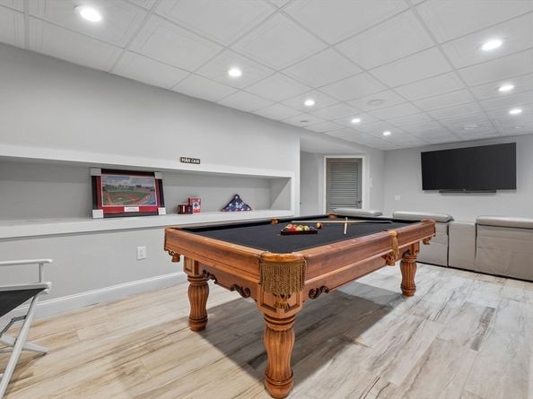 903 Pine Brook Dr 903, Peabody MA 01960