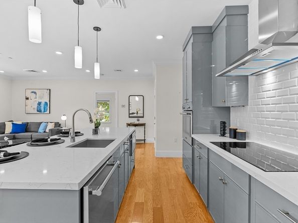 36 Elmwood Ave 4, Winchester MA 01890
