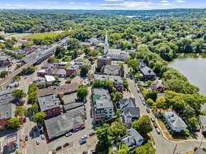 36 Elmwood Ave 4, Winchester MA 01890