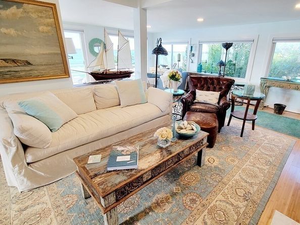 11 Harbor Street, Newburyport MA 01950
