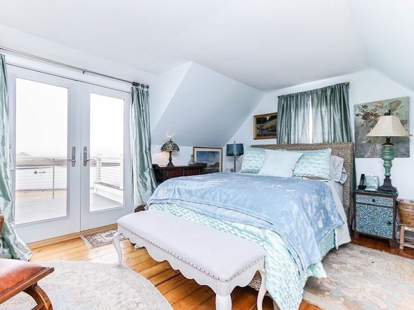 11 Harbor Street, Newburyport MA 01950