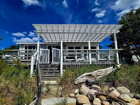 11 Harbor Street, Newburyport MA 01950