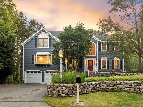 117 Hidden Rd, Andover MA 01810