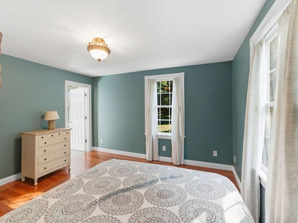 75 Chapin St, Uxbridge MA 01569