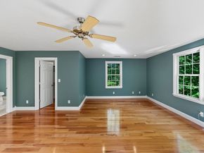 75 Chapin St, Uxbridge MA 01569