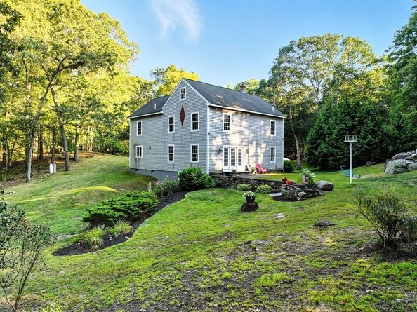 75 Chapin St, Uxbridge MA 01569