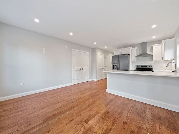 52 Bellevue St 2, Boston MA 02125