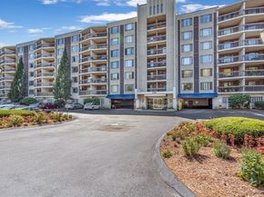 1550 Worcester Road 101, Framingham MA 01702