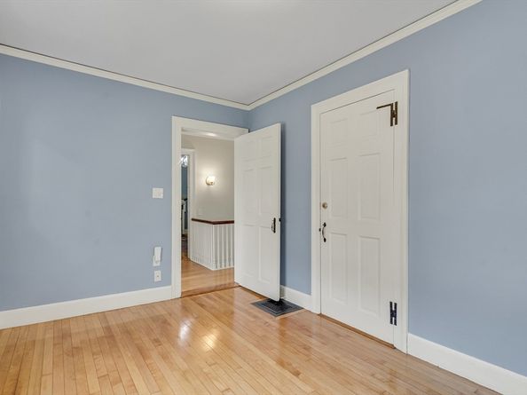 15 Cedar St, Salem MA 01970
