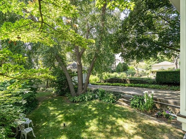 15 Cedar St, Salem MA 01970