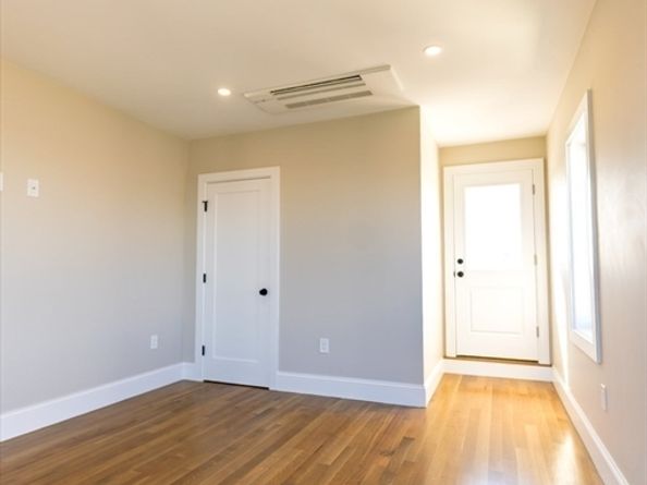 916 Shirley 1, Winthrop MA 02152