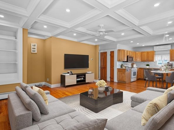 101 Maple St, Lynn MA 01904