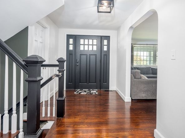 6 Brewster Road, Milton MA 02186