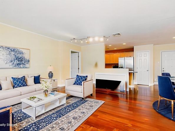 360 Revere Beach Blvd 107, Revere MA 02151