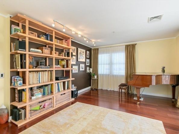 360 Revere Beach Blvd 107, Revere MA 02151