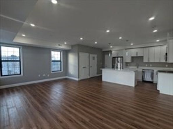 13 Nahant Street 4A, Lynn MA 01902