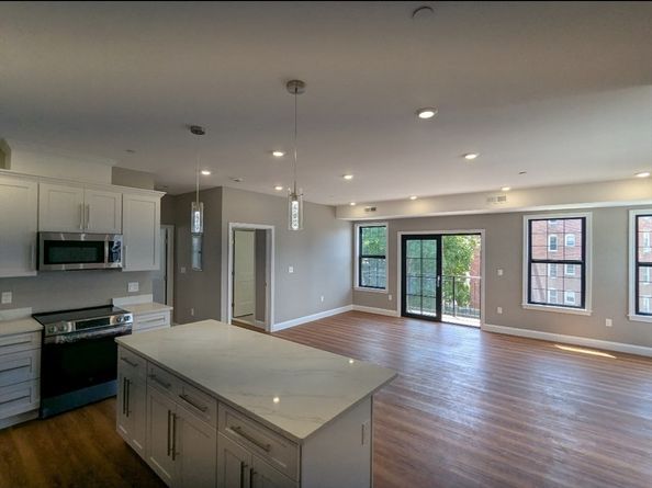 13 Nahant Street 4A, Lynn MA 01902