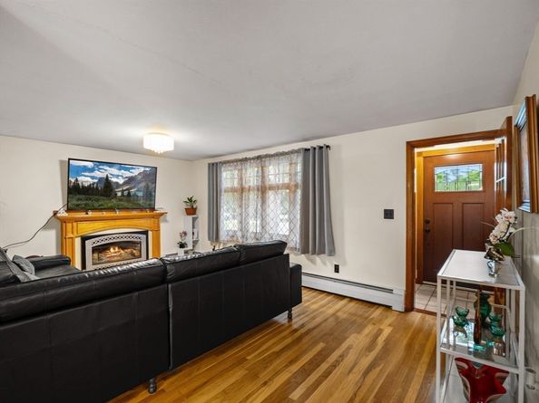 2 Smith Rd, Randolph MA 02368