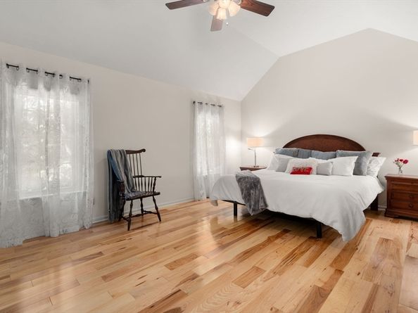 15 Penobscot Road, Natick MA 01760