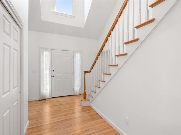 15 Penobscot Road, Natick MA 01760