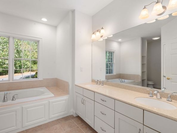 48 Great Kame, Plymouth MA 02360