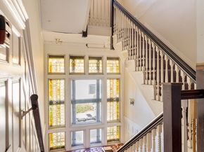17 Monmouth St, Somerville MA 02143