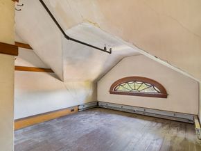 17 Monmouth St, Somerville MA 02143