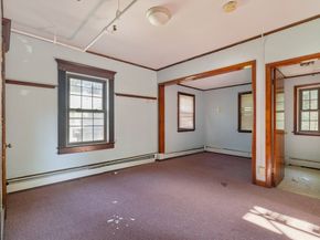 17 Monmouth St, Somerville MA 02143