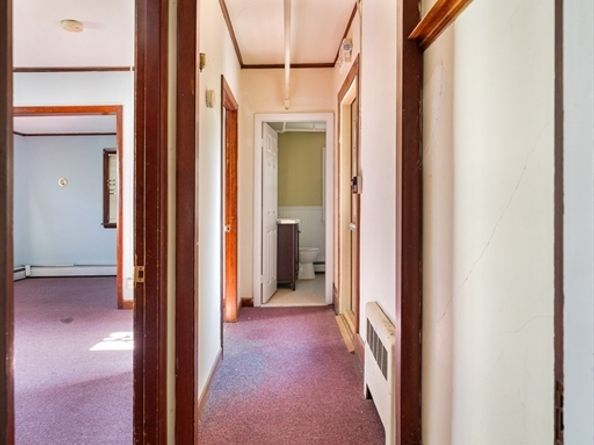 17 Monmouth St, Somerville MA 02143