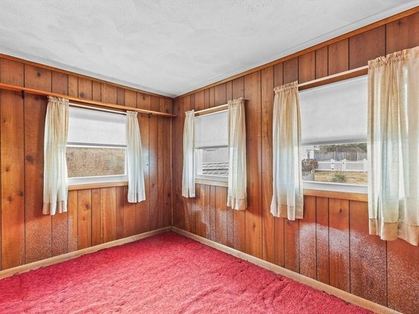2 Alwin St, Boston MA 02136