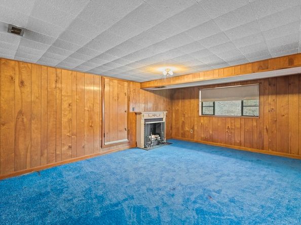 2 Alwin St, Boston MA 02136
