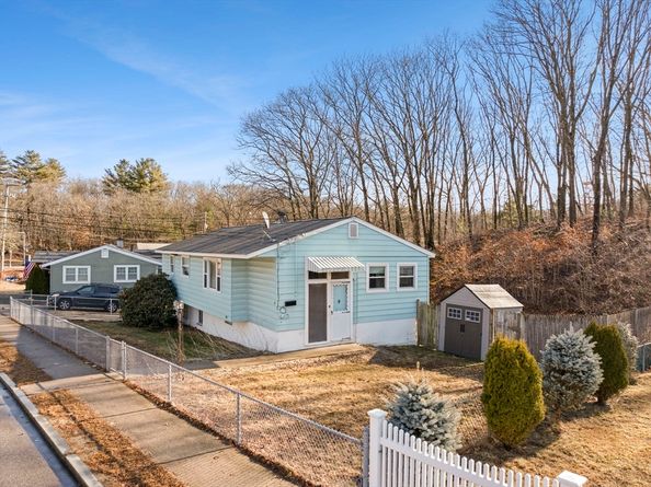 2 Alwin St, Boston MA 02136
