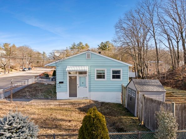 2 Alwin St, Boston MA 02136