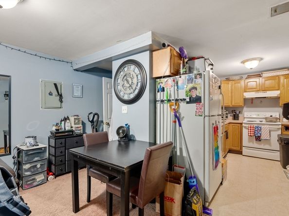 596-688 Boston Post Road E, Marlborough MA 01752