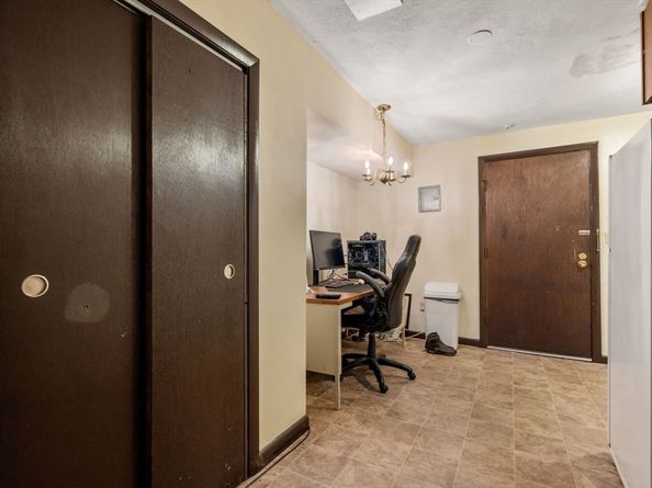 596-688 Boston Post Road E, Marlborough MA 01752