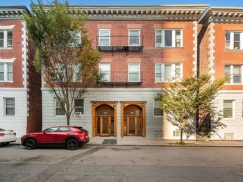 21 Aberdeen St